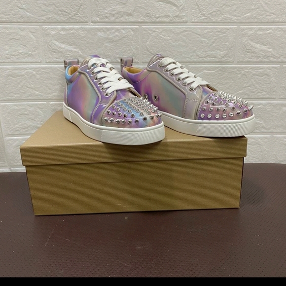 Opalescent Shoe with Designer-Like Spike Details - Picture 5 of 6